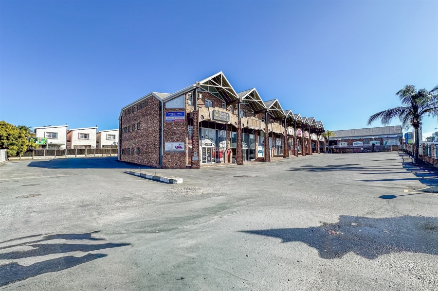 Commercial Property for Sale in Vincent Eastern Cape